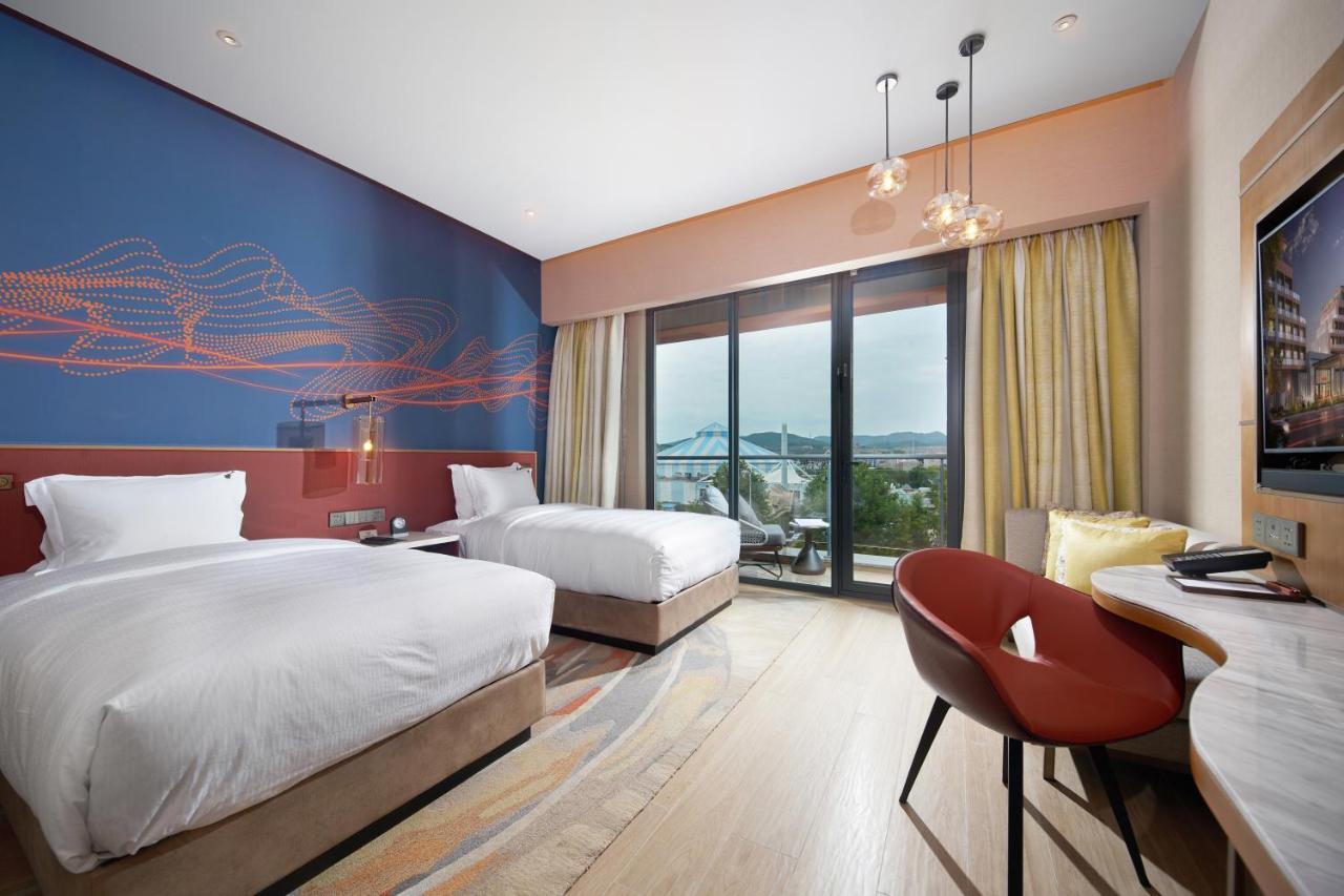 Hard Rock Hotel Dalian Exterior photo
