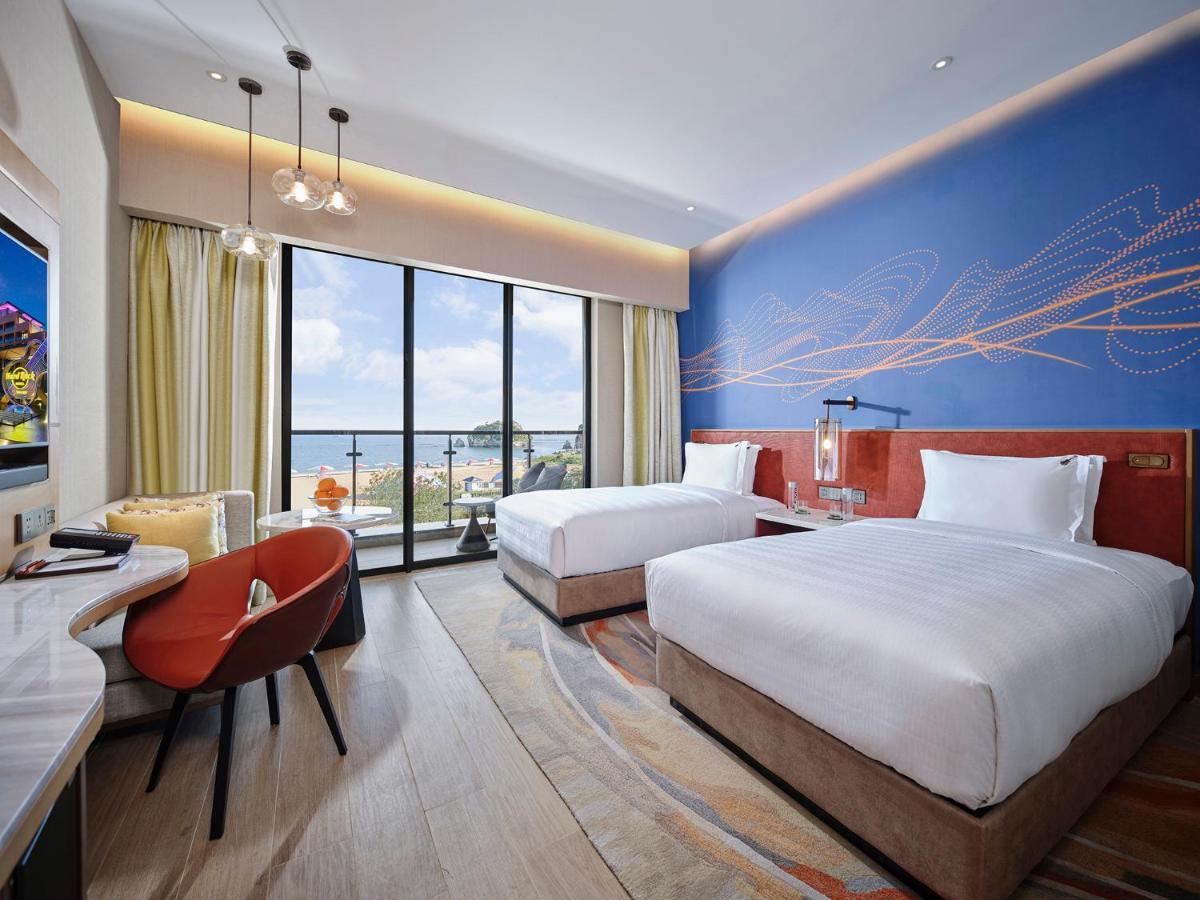 Hard Rock Hotel Dalian Exterior photo