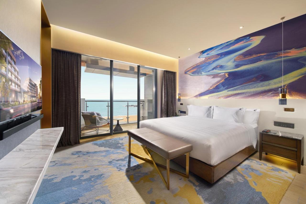 Hard Rock Hotel Dalian Exterior photo